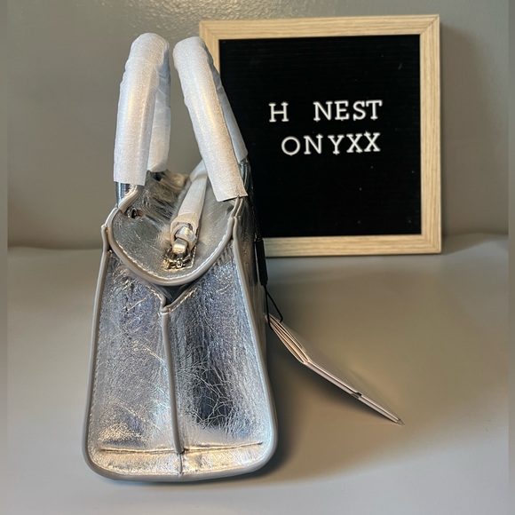 Brandon Blackwood cracked metal Arlen Bag - Picture 4 of 8